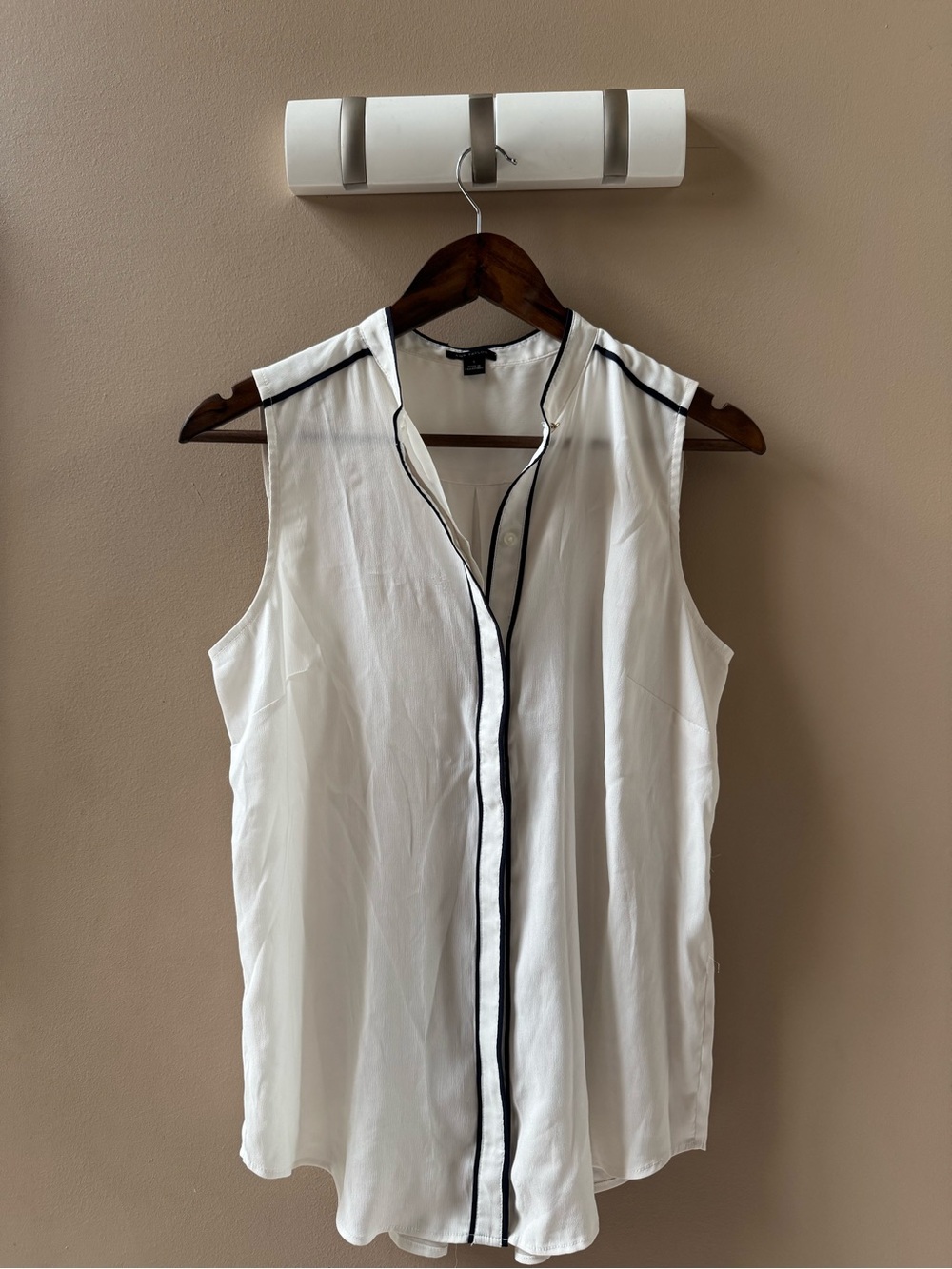 Ann Taylor White Sleeveless Blouse with Black Trim